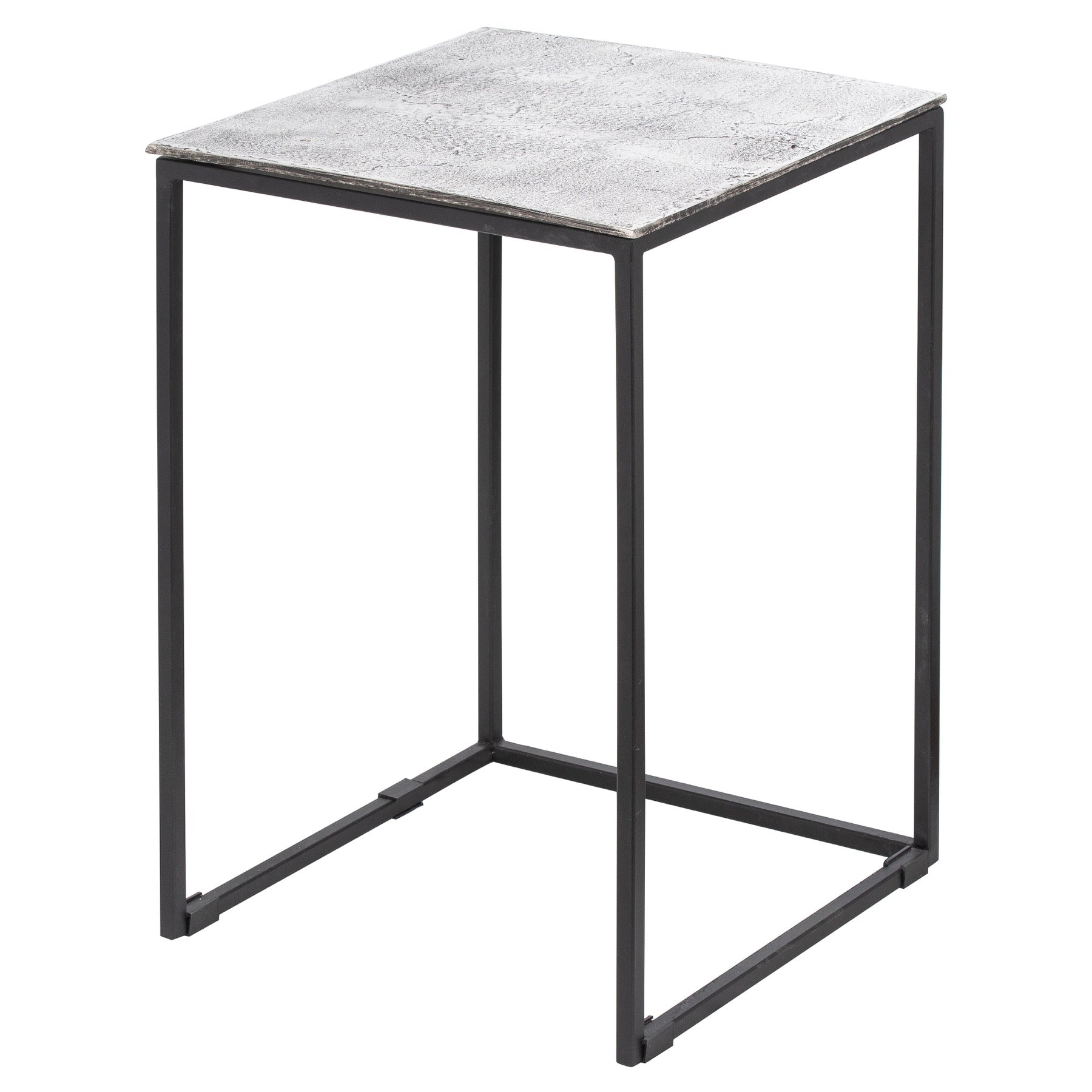 Aluminium nest of three tables