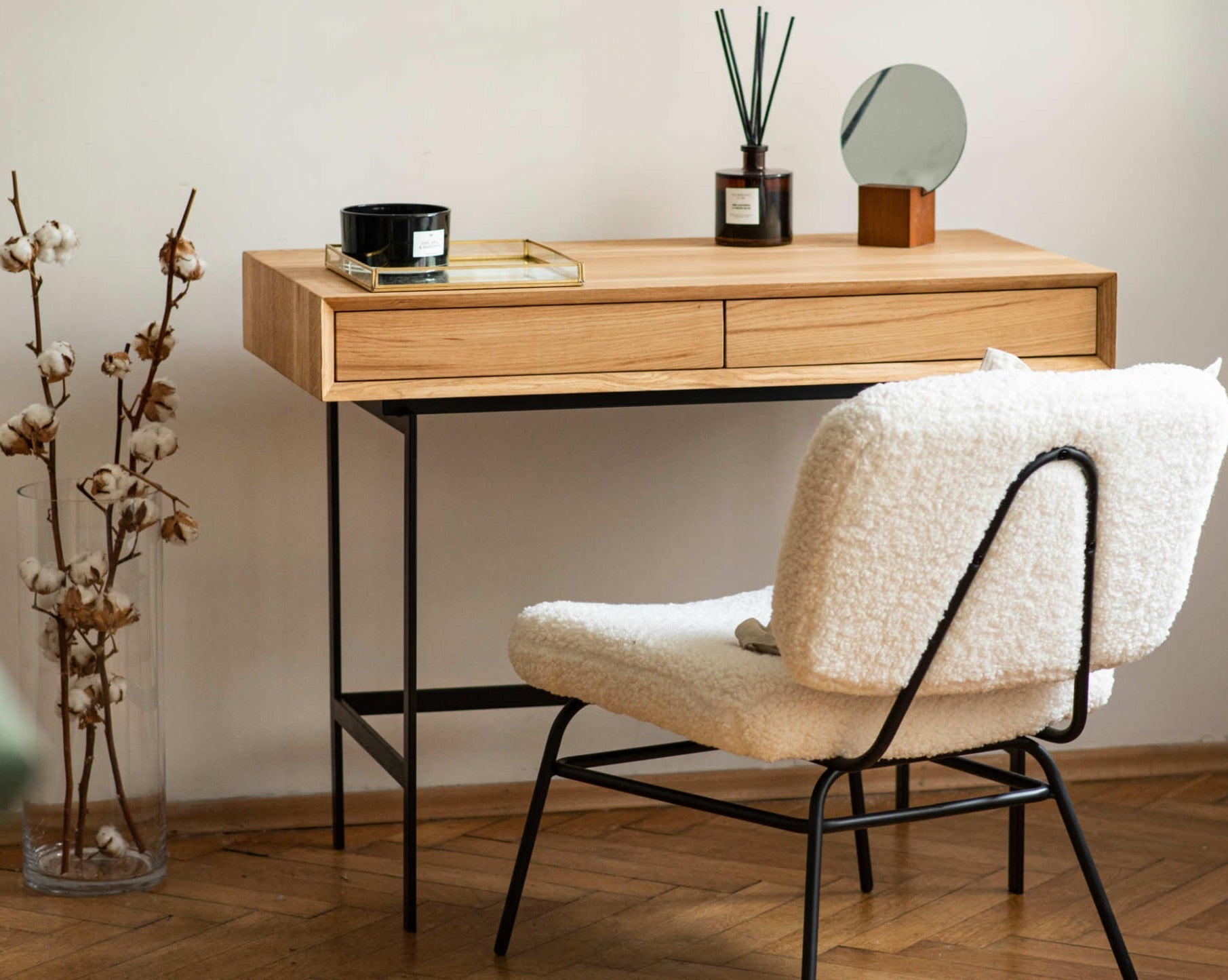Rosto Desk