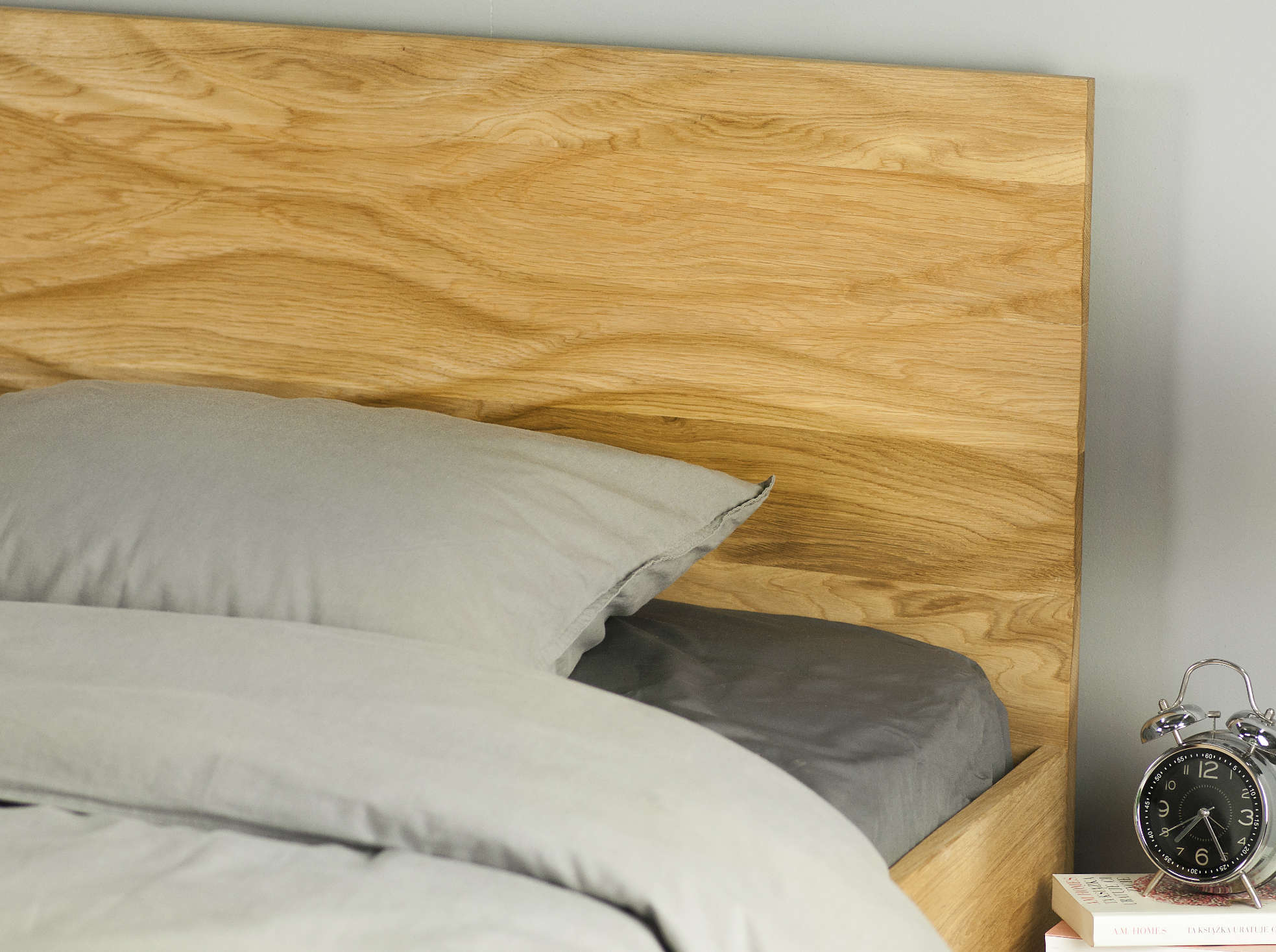 Lino Bed, Oak Wood