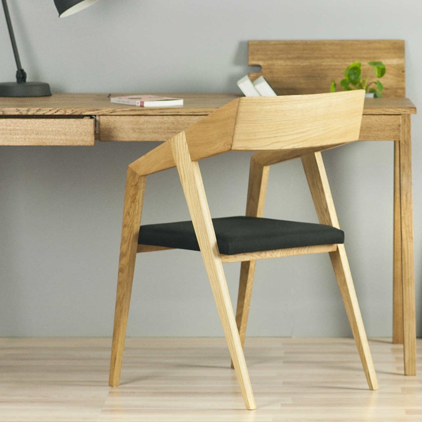 Piko Chair