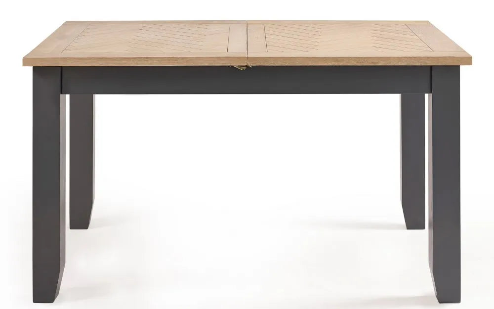 Bordeaux Dining Set