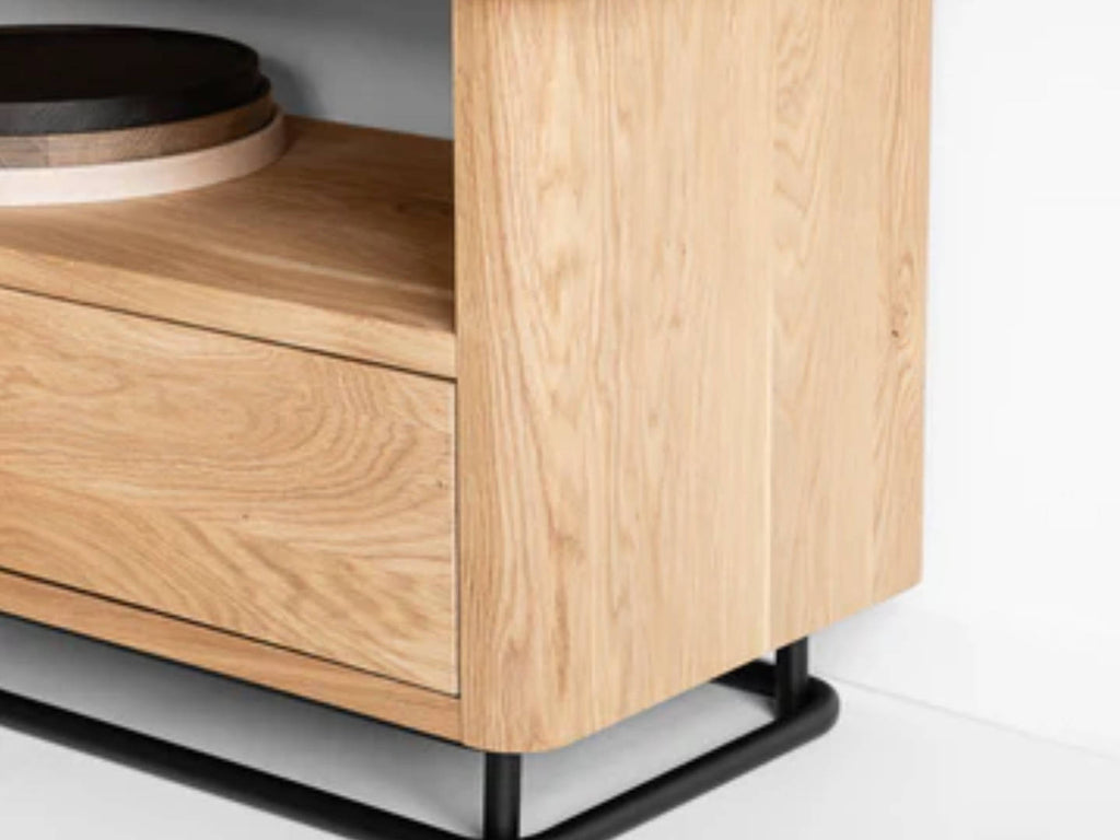 Tai Tv Stand