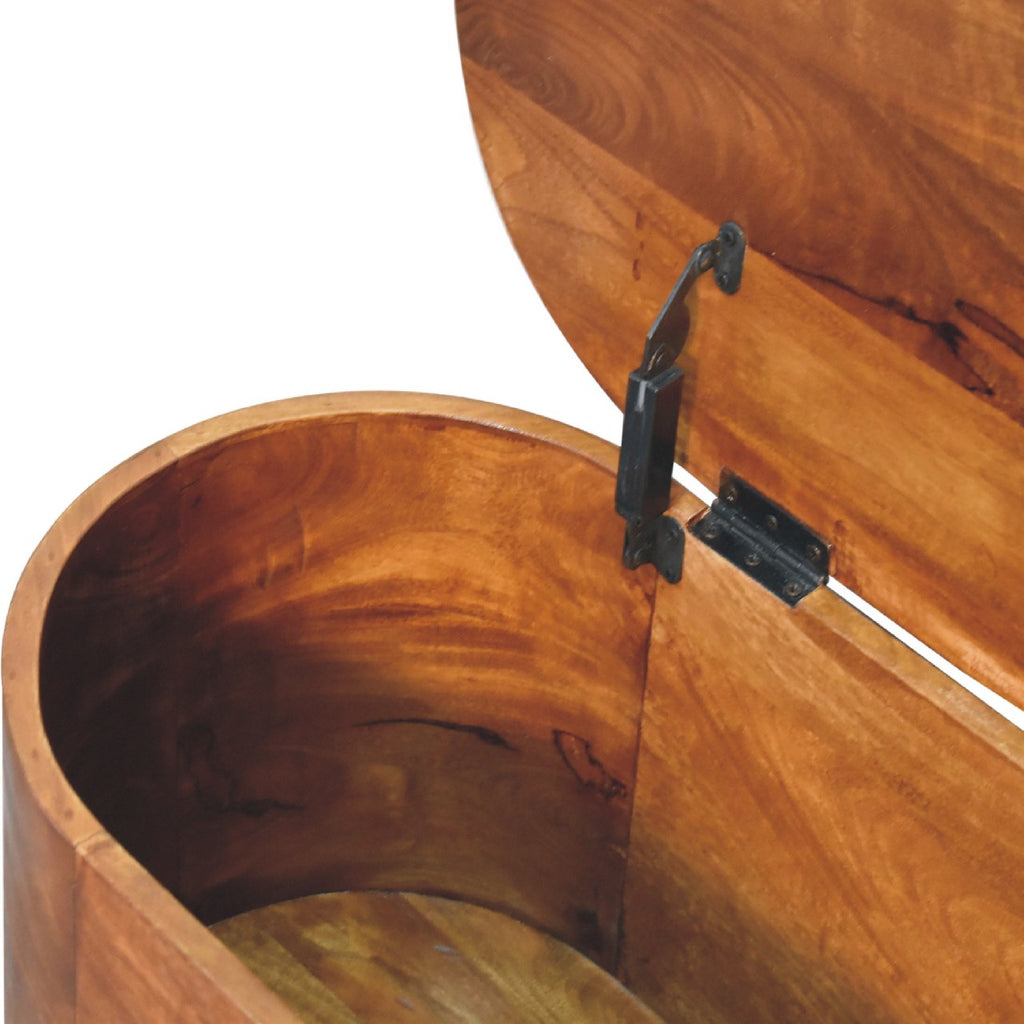 Round Lid up Blanket Box, Chestnut