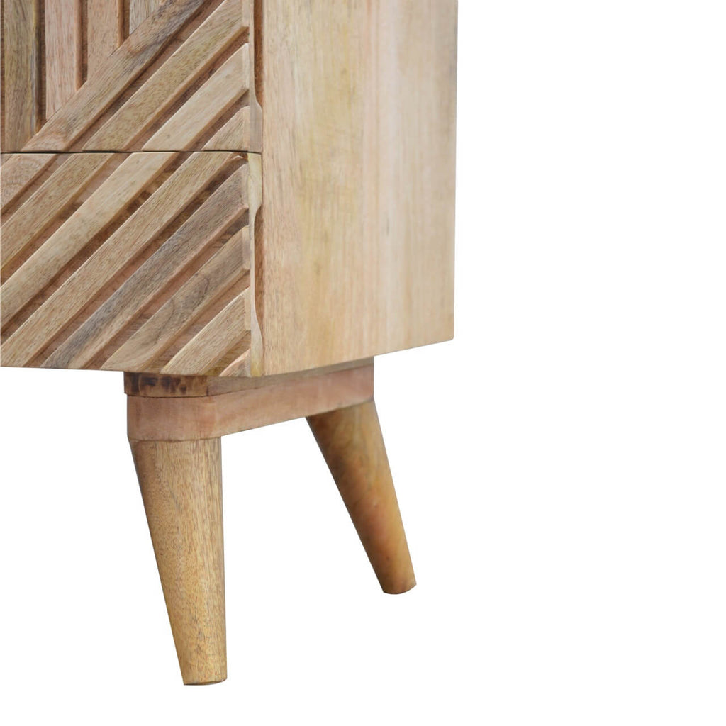 Lille TV Stand