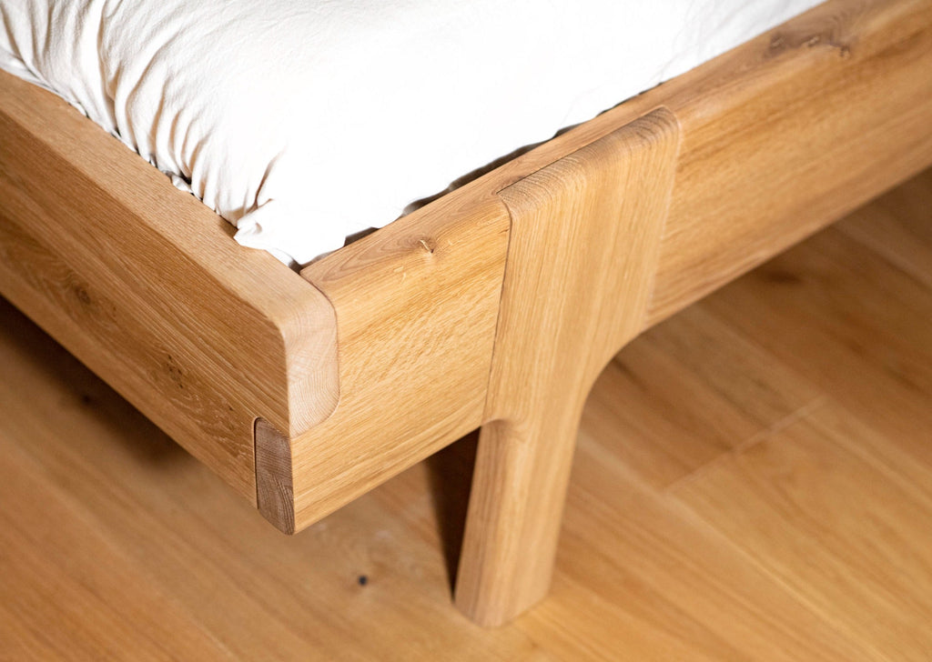 Kiko Bed, Oak Wood