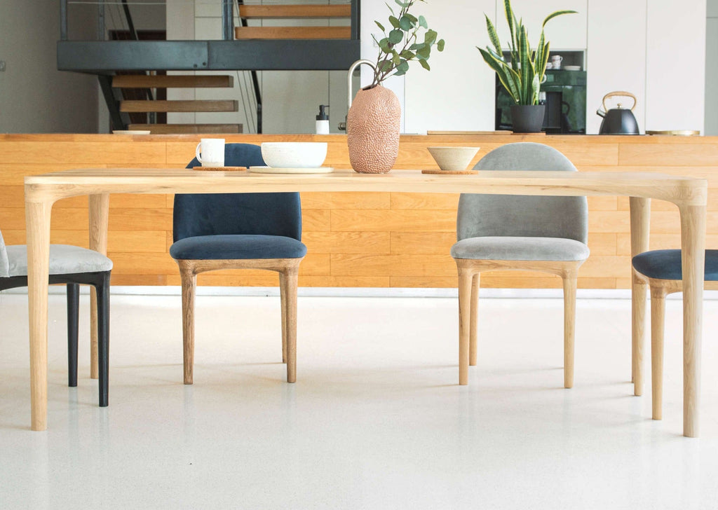 Hoya Table