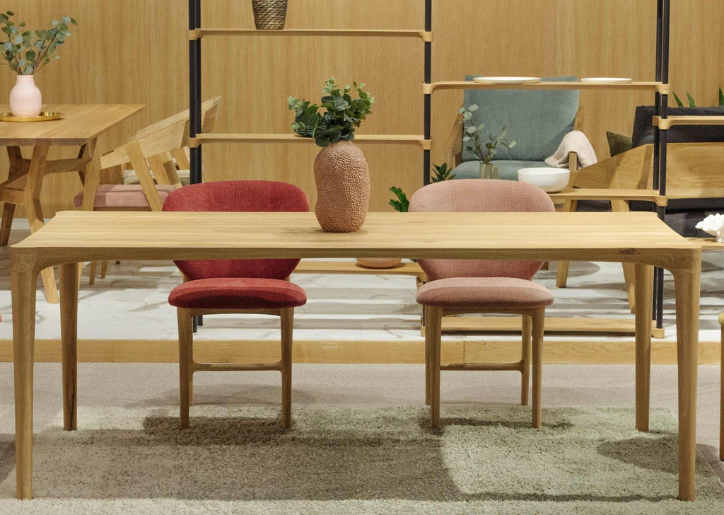 Hoya Table
