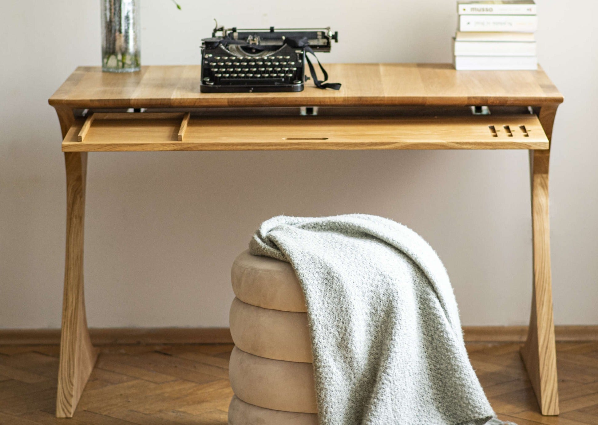Flux Desk, Oak Wood