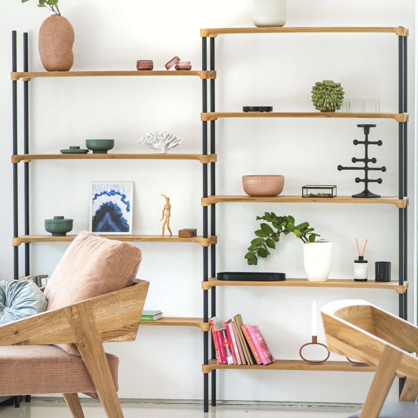 Hoya Shelving System