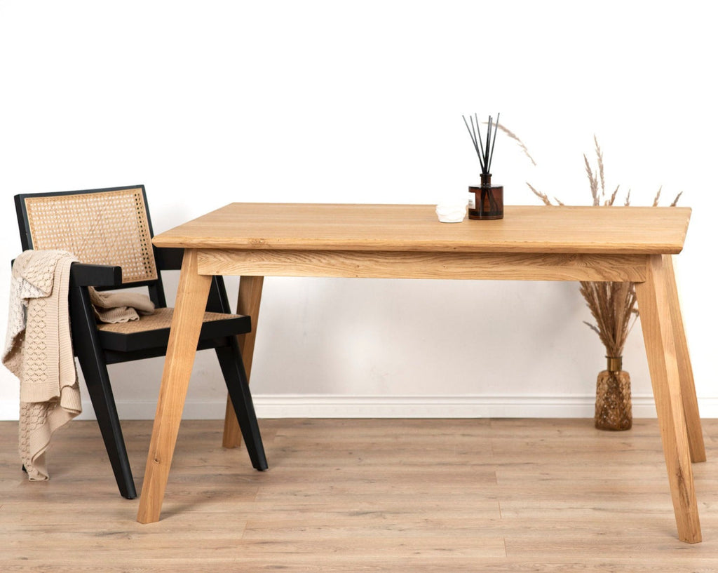 Nero Table