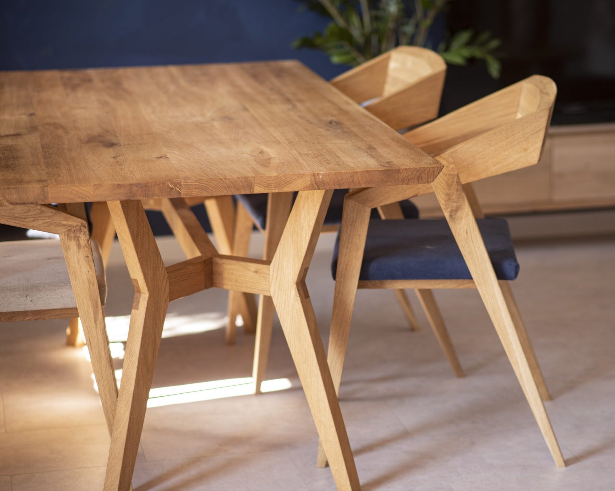 Piko Table