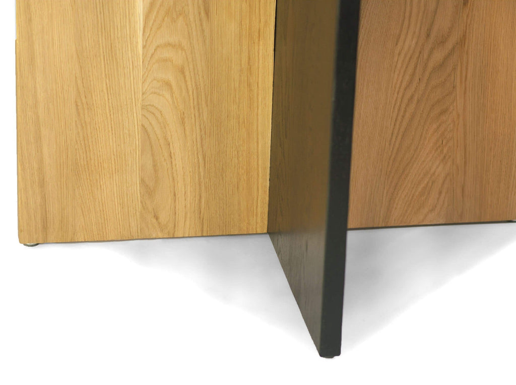 Rosto Table