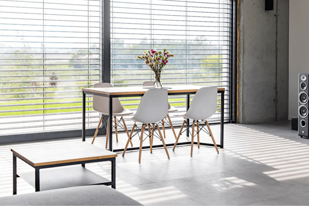 RUDE DINING TABLE