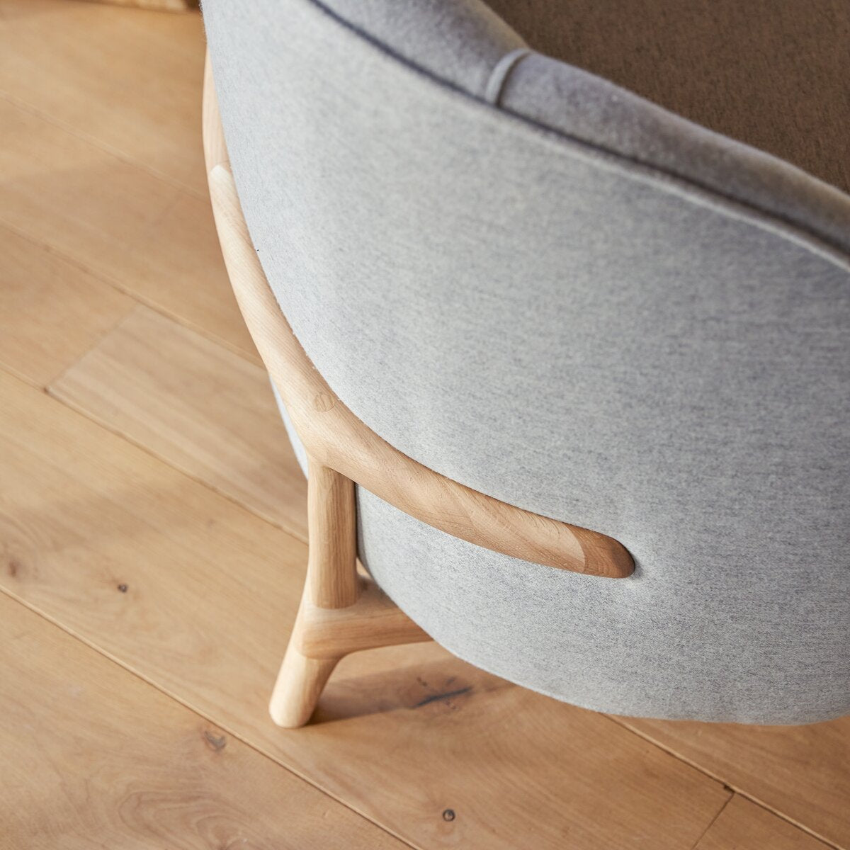 Hoya Sofa
