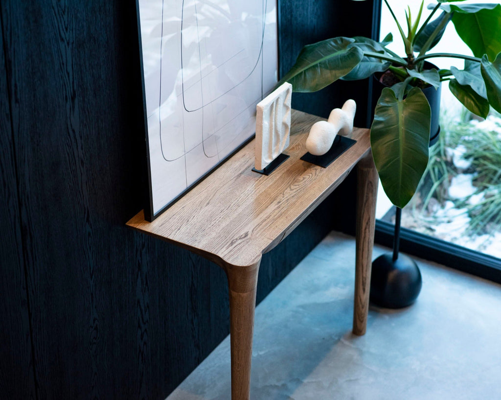 Hoya Console Table