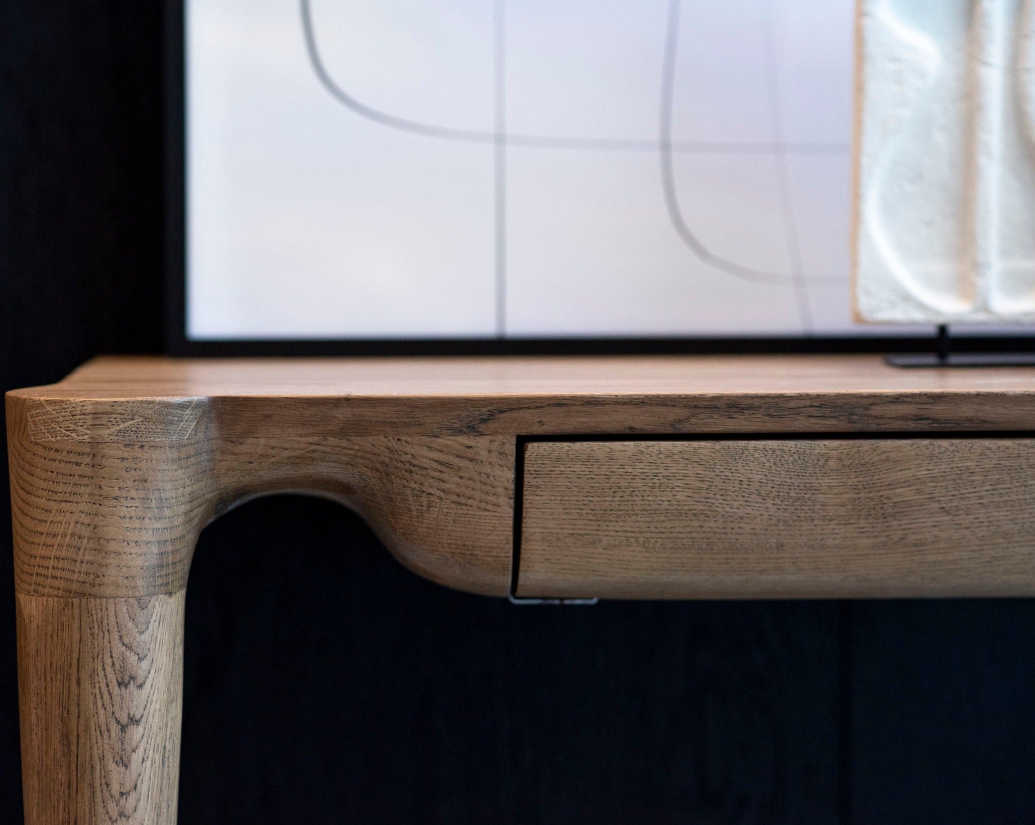 Hoya Console Table