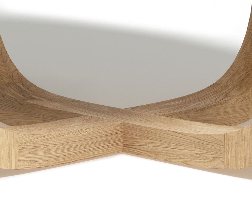 Loop Round Table