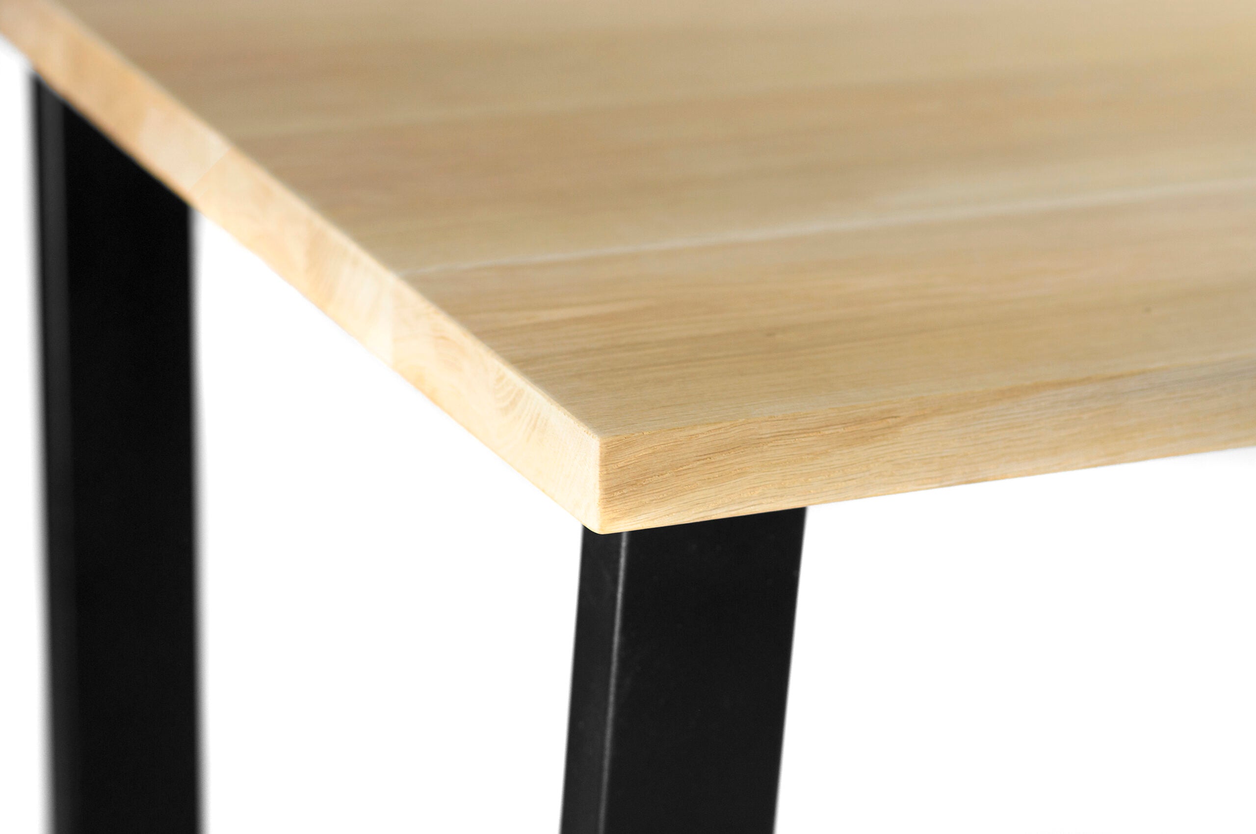 Stallove Table